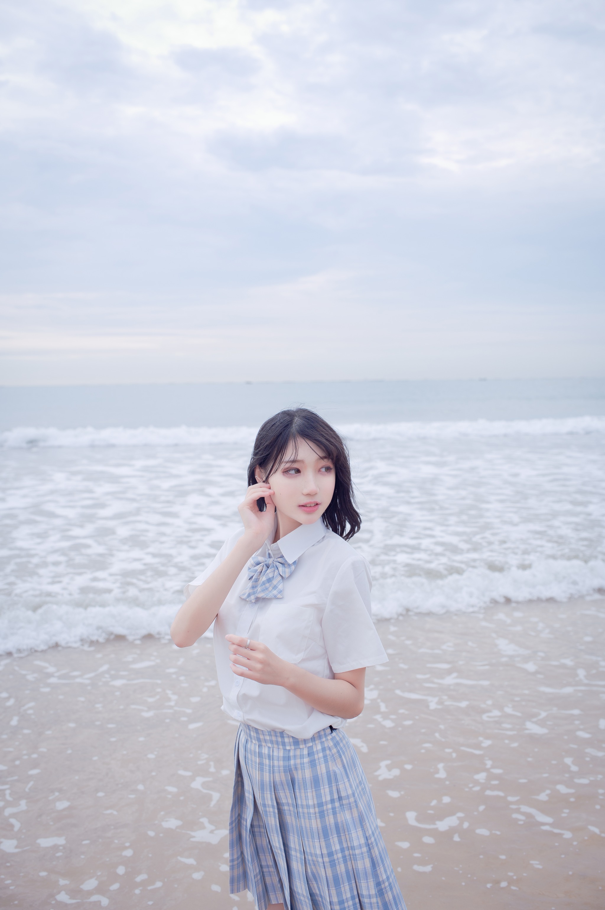 周叽是可爱兔兔 - NO.020 海边jk [35P]-XikXak